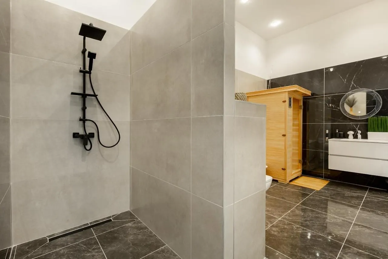Appartement Super Central 2Br-2Bt With Balcony&View&Sauna&Jacuzzi Boedapest