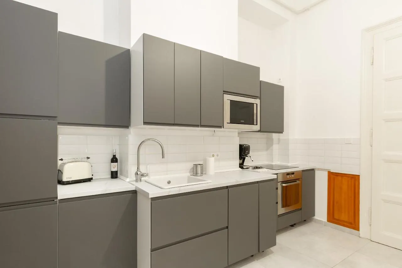 Apartman Super Central 2Br-2Bt With Balcony&View&Sauna&Jacuzzi Budapest Magyarország